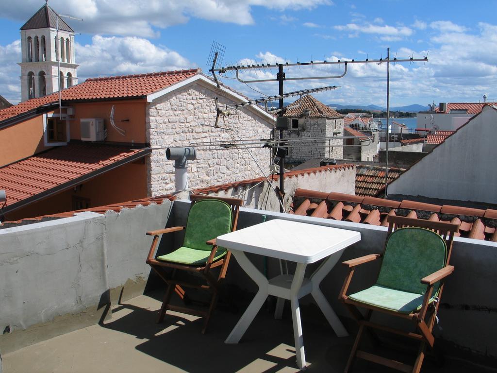 Apartments Mime - Small House Vodice Esterno foto